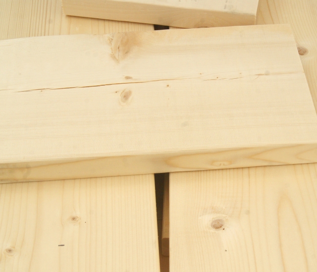 鋳造用木型に使用される木材の特徴